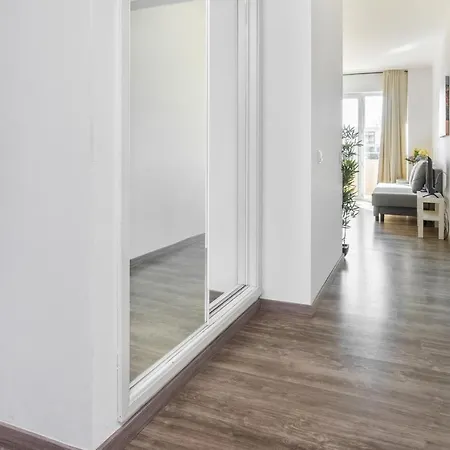 Jardins Da Rocha: Sunny With Pools And Parking